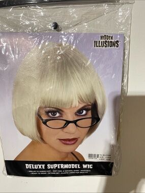 Spirit Deluxe Supermodel Wig - Platinum Blonde